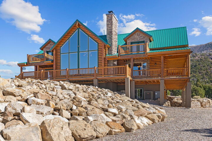 Property Photo:  2015 S High Juniper Dr  UT 84720 