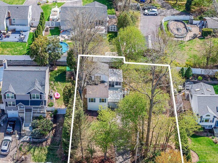 Property Photo:  93 Maple Road  NY 11754 
