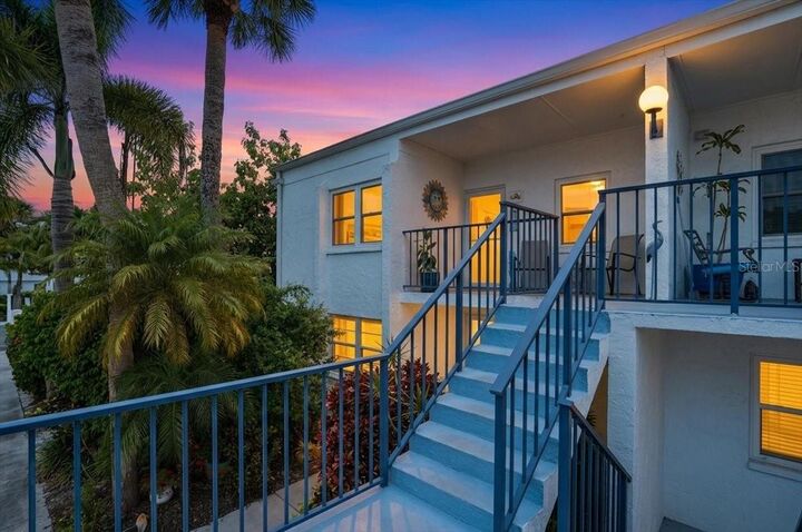 Property Photo:  755 Village Circle 203  FL 34292 