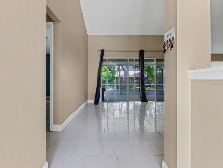 Property Photo:  870 Lake Como  FL 32746 