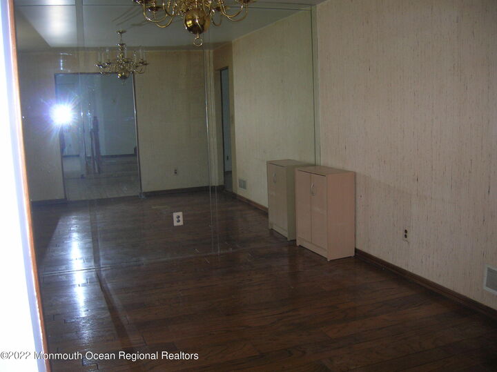 Property Photo:  15 Cardinal Court  NJ 07746 