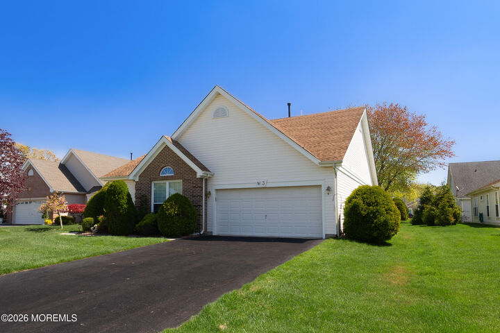 Property Photo:  3 Starfish Court  NJ 08721 