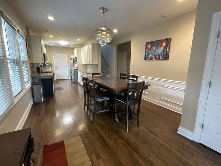 Property Photo:  