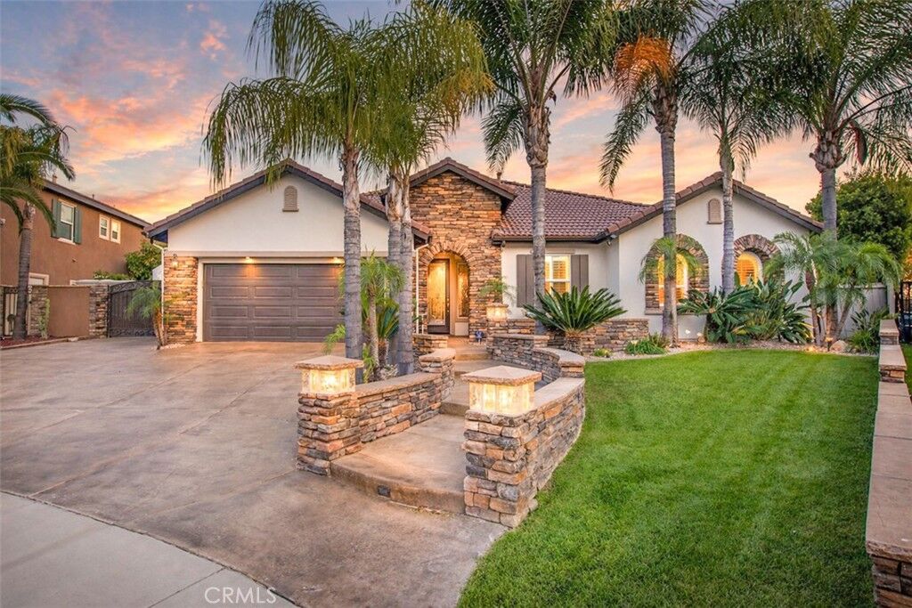 Property Photo:  23537 Hudson Court  CA 92562 