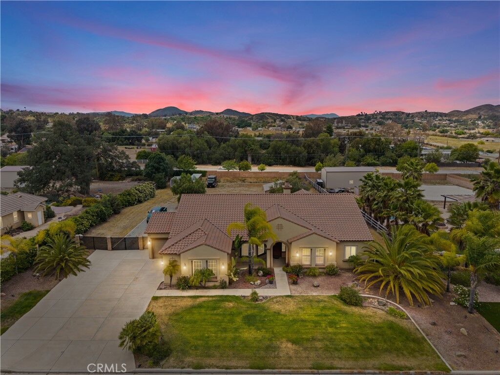 Property Photo:  32581 Hayden  CA 92584 