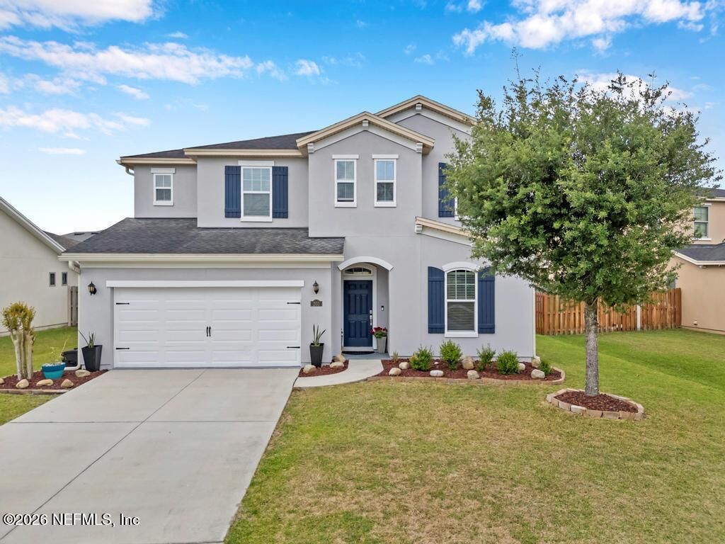 Property Photo: 203 Straw Pond Way FL 32092