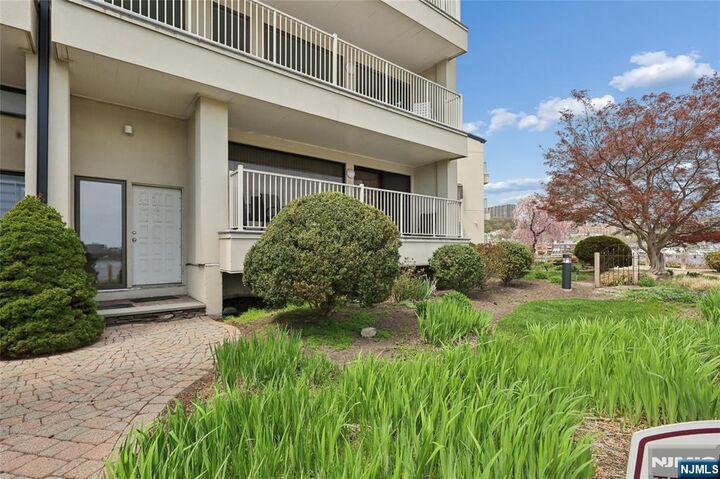 Property Photo:  1225 River Road 4D  NJ 07020 