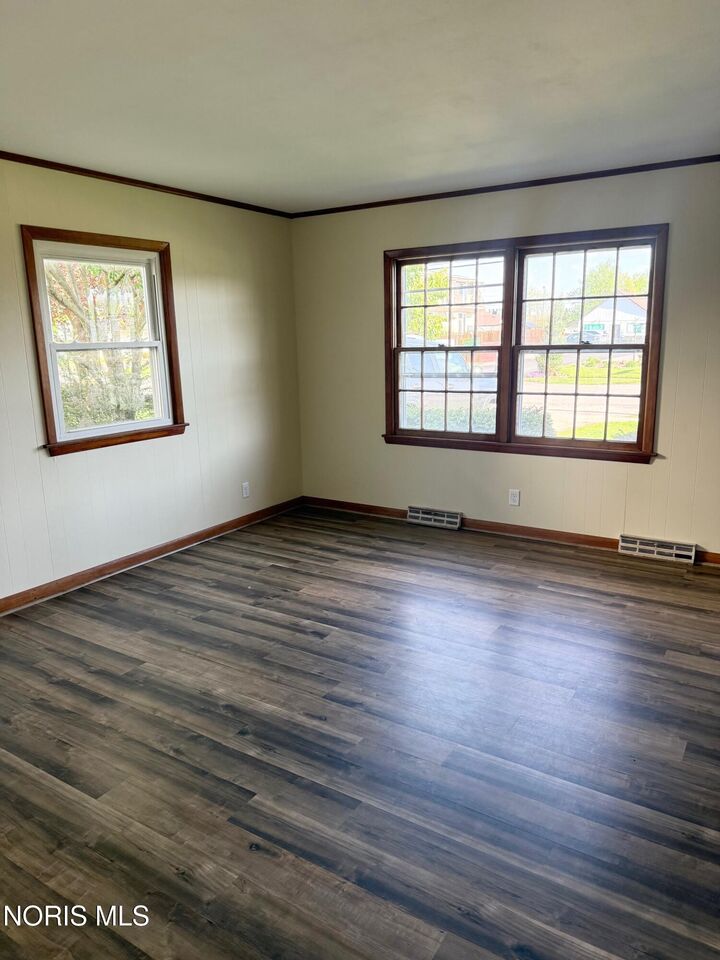 Property Photo:  627 W Foulke Avenue  OH 45840 