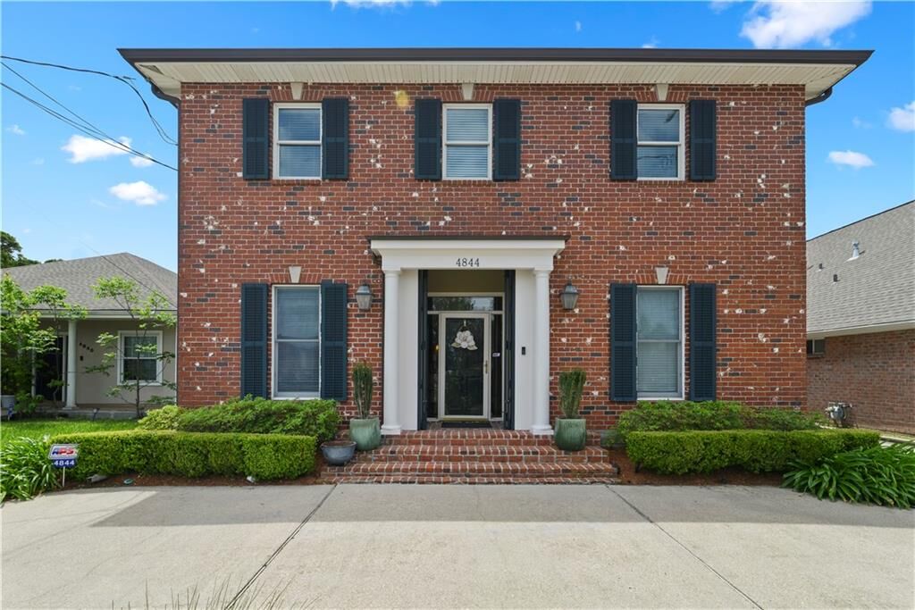 Property Photo:  4844 W Napoleon Avenue  LA 70001 