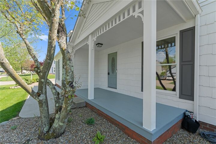 Property Photo:  3700 Farnham Street NW  OH 44720 