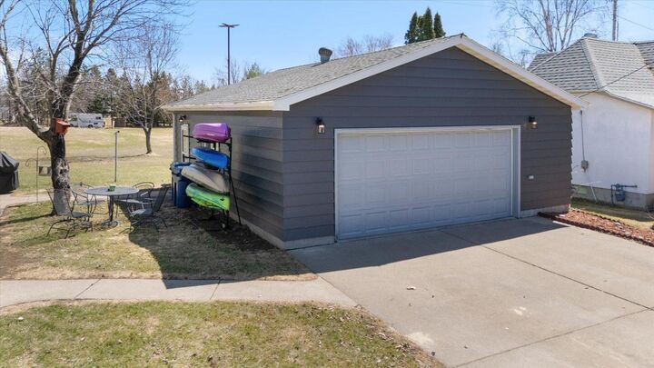 Property Photo:  3914 5th Avenue E  MN 55746 