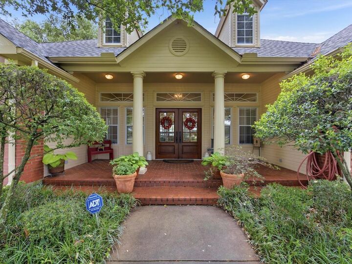 Property Photo:  210 Martinek  TX 75152 