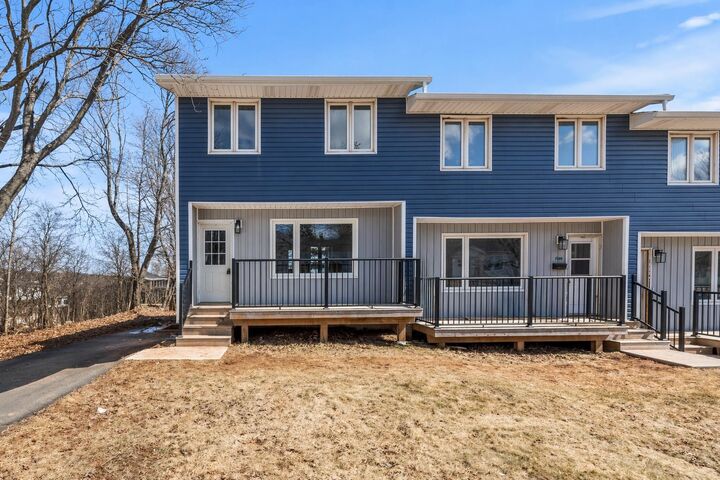176 St. Peter'S Road B — photo 1