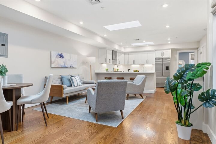 Property Photo:  274 Sumner St 3  MA 02128 