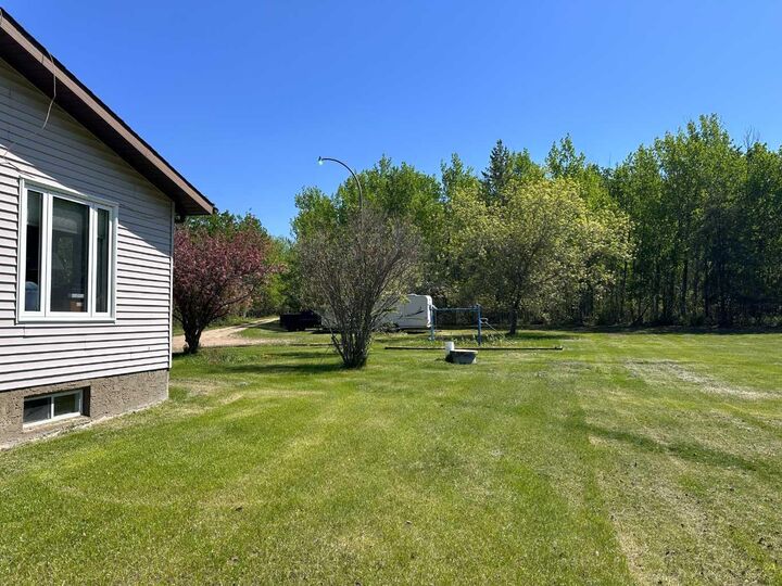 Property Photo: 13428 Lakeland Drive AB T0A 2C1