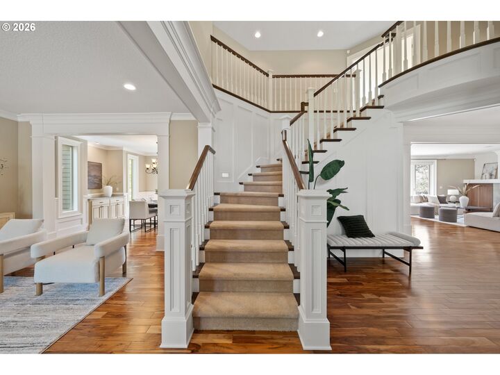 Property Photo:  13056 Knaus Rd  OR 97034 