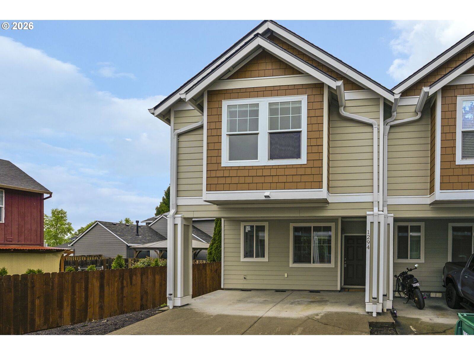 Property Photo:  1294 NE 86th Way  OR 97006 