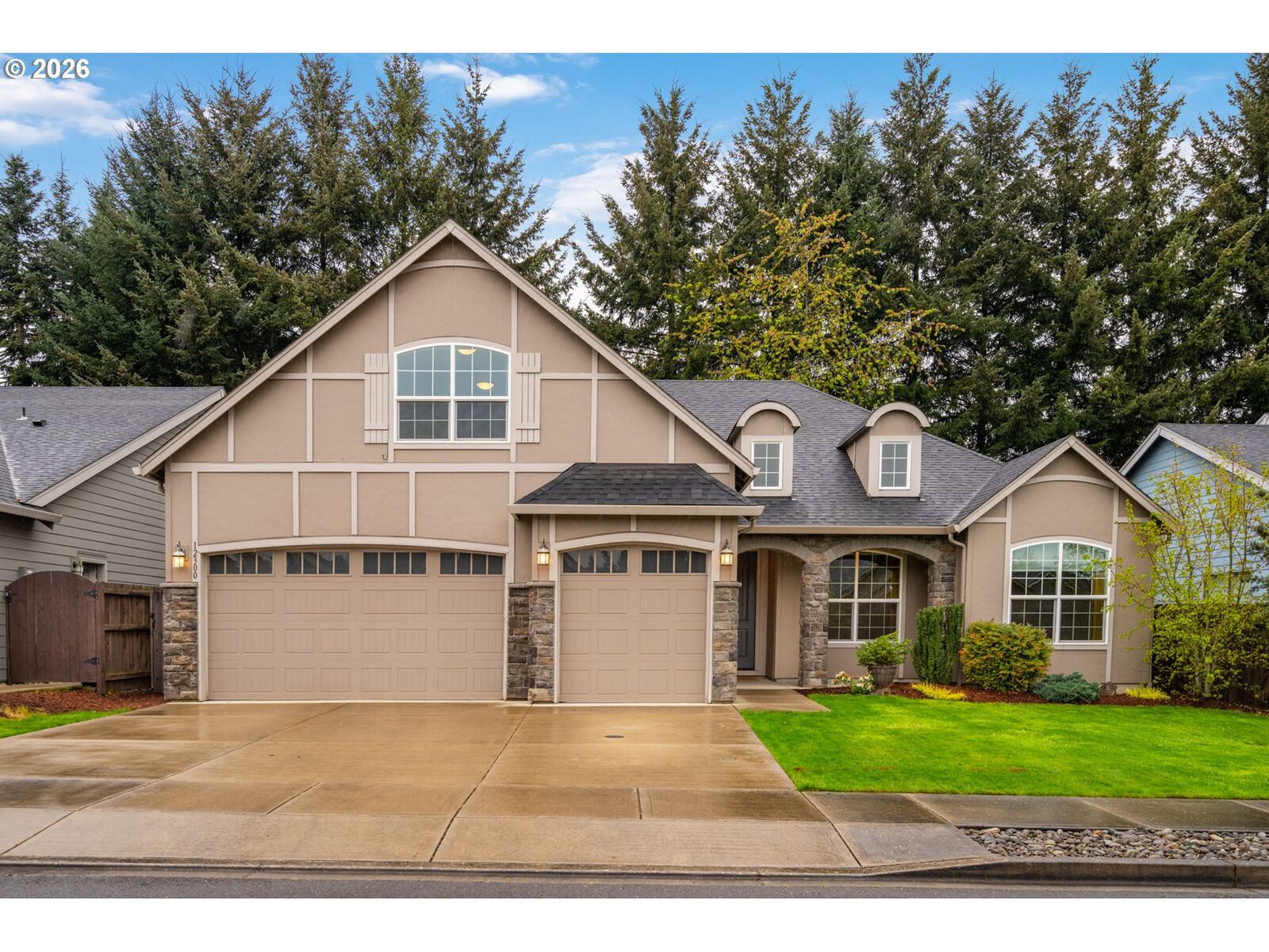 Property Photo:  12300 NE 56th Ave  WA 98686 