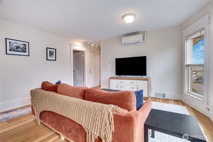 Property Photo:  1324 S I Street  WA 98405 