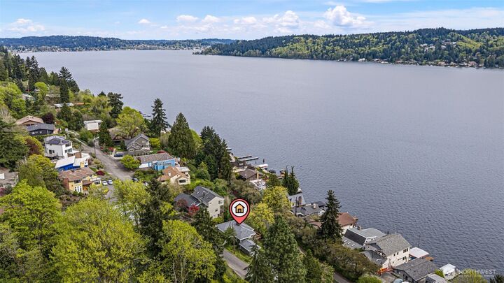 Property Photo:  11210  Lakeside Avenue NE  WA 98125 