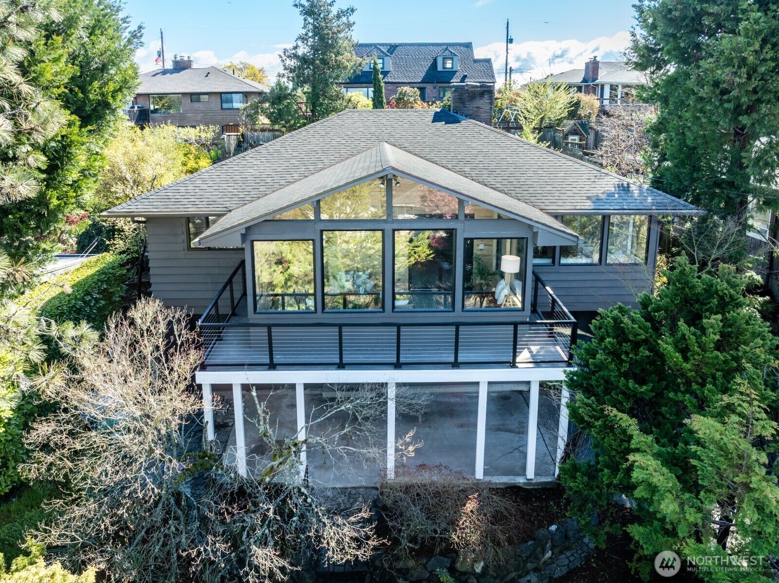 Property Photo:  3430  39th Avenue W  WA 98199 
