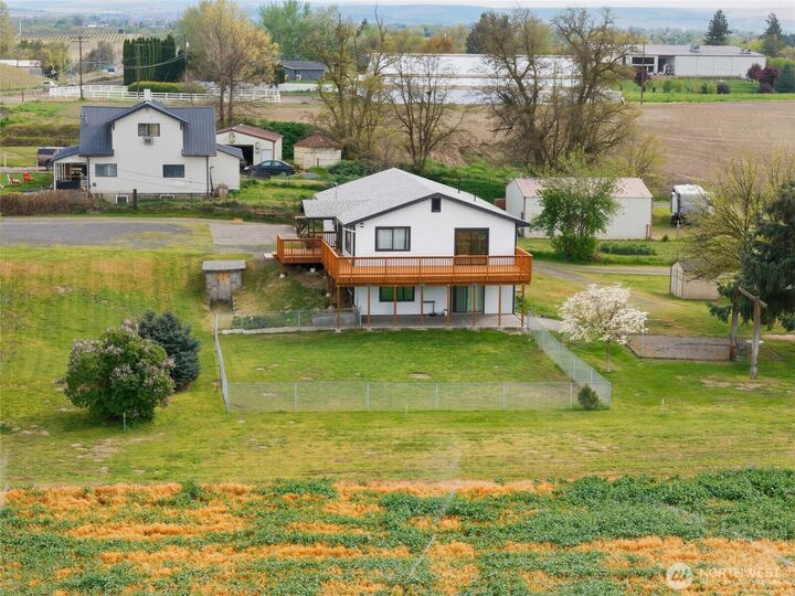 Property Photo: 1934 S College Ave WA 99324