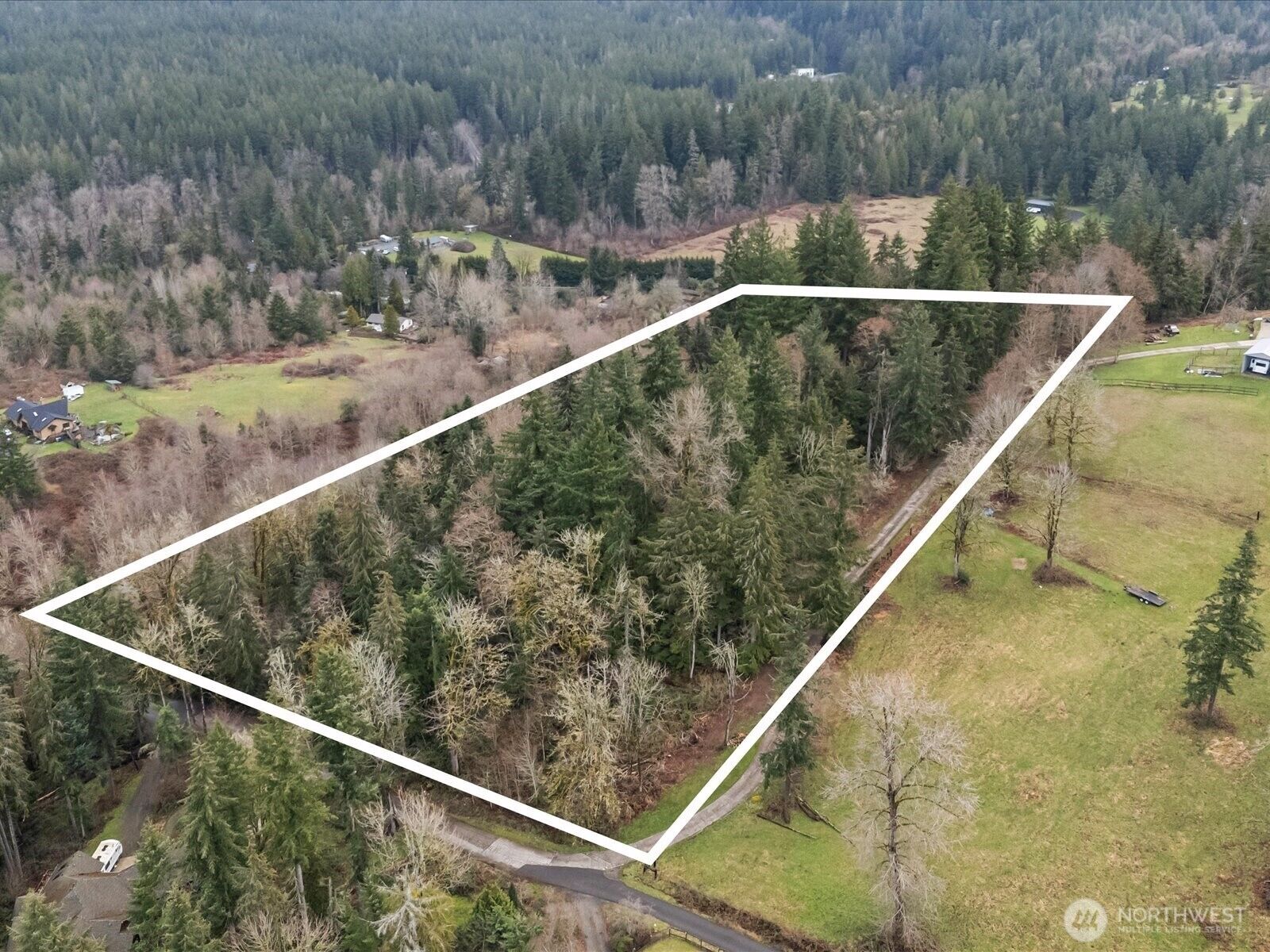 Property Photo:  259 Xxx  272nd Avenue SE  WA 98051 