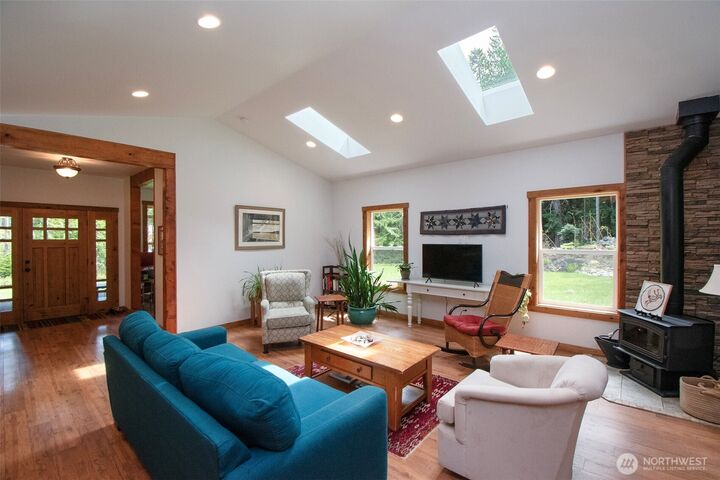 Property Photo:  106  Leda Lane  WA 98363 