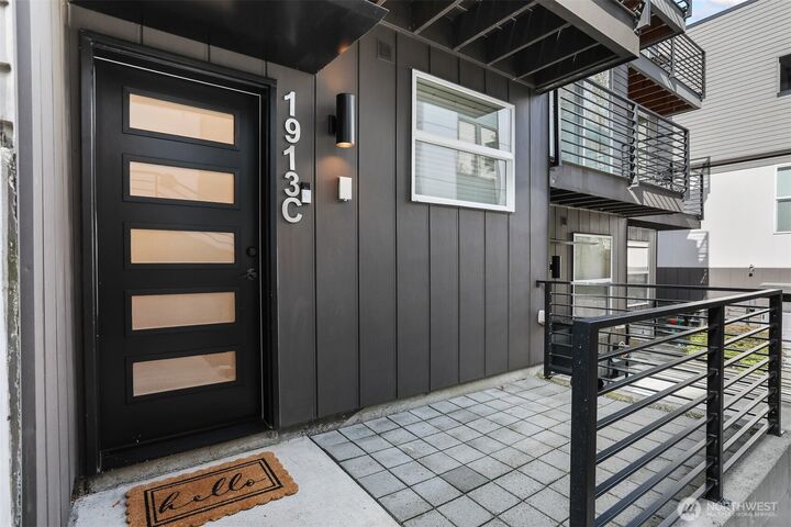 Property Photo:  1913  15th Avenue S Unit C  WA 98144 