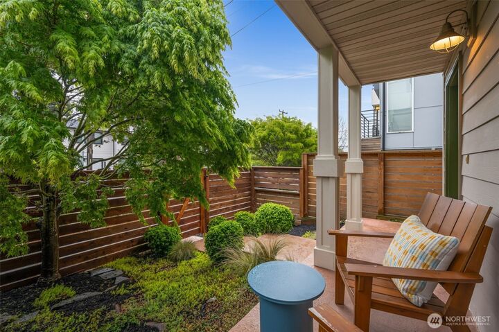 Property Photo:  6209  7th Avenue NW  WA 98107 