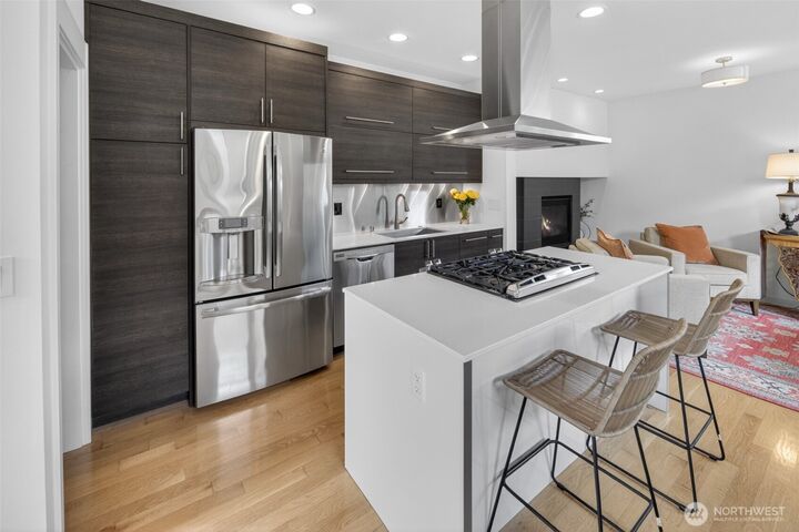 Property Photo: 3014 21st Avenue W A WA 98199
