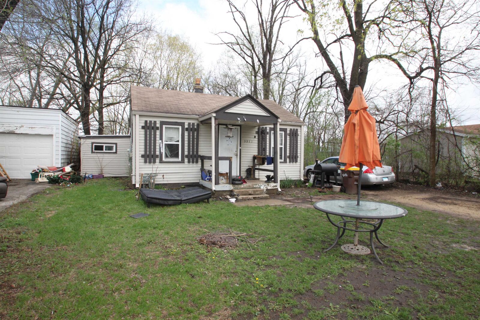 Property Photo: 3311 Summerdale Avenue IL 61101