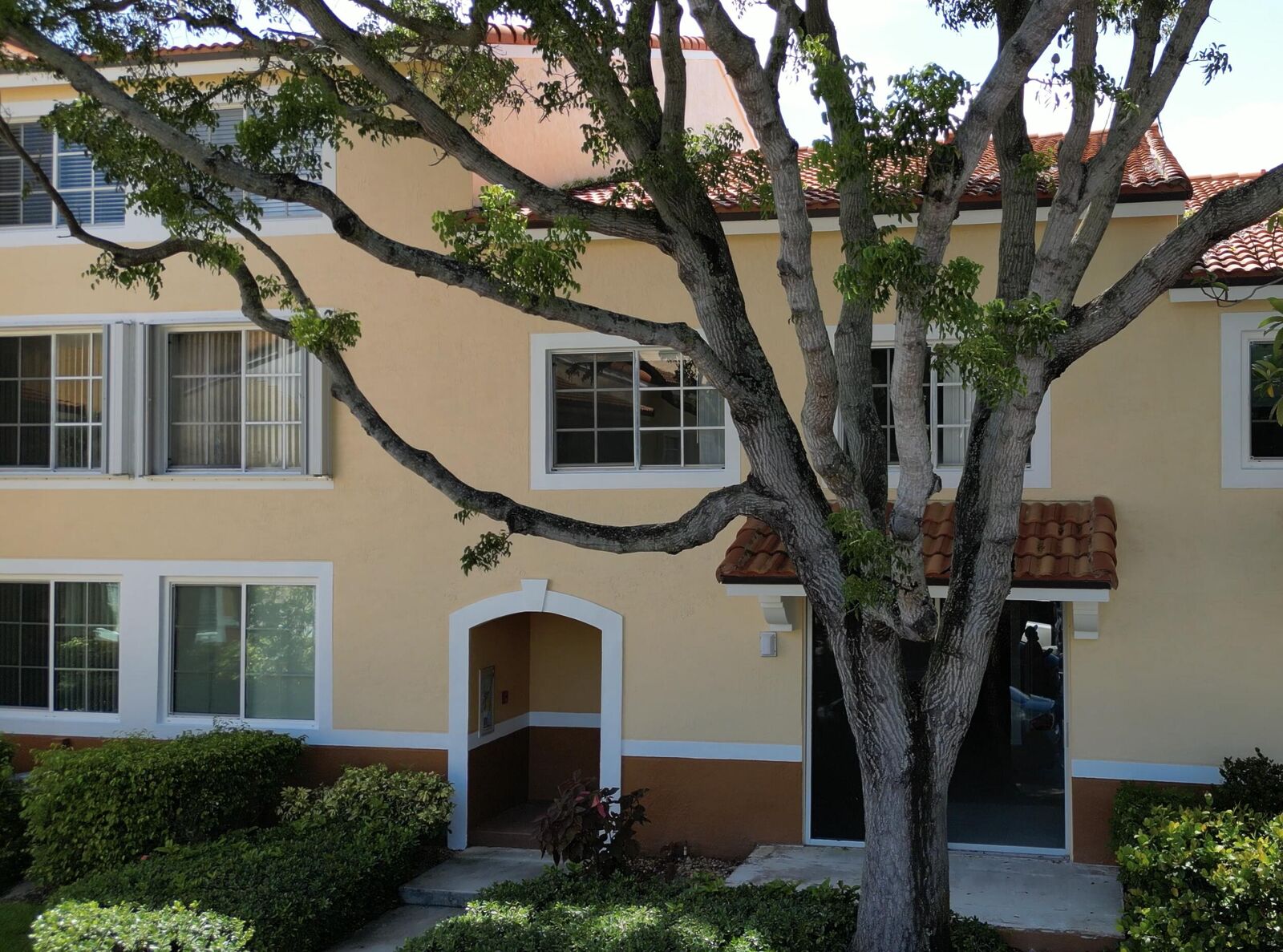 Property Photo:  117 Yacht Club Way 104  FL 33462 