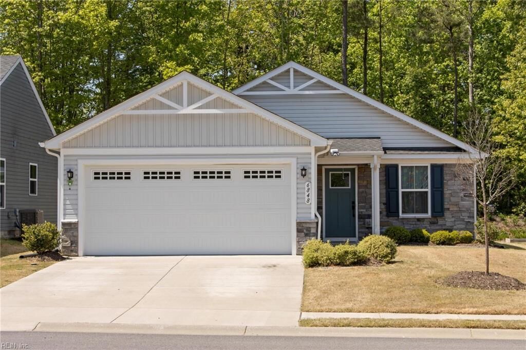 Property Photo: 6848 Motley Landing Dr VA 23061