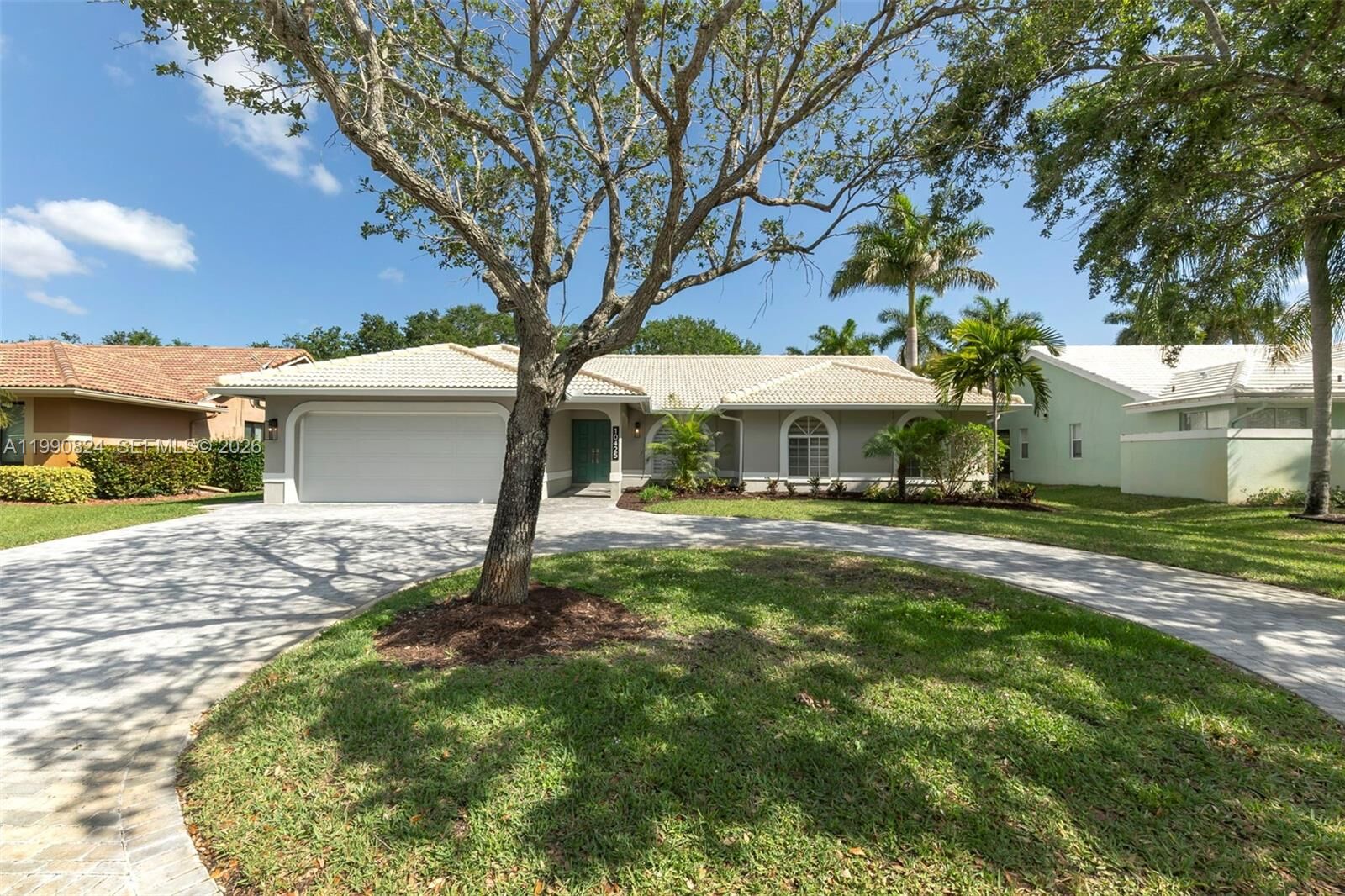 Property Photo:  10425 NW 48th Mnr 1  FL 33076 