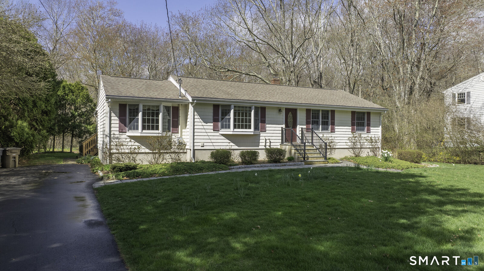 Property Photo:  59 Corey Lane  CT 06357 