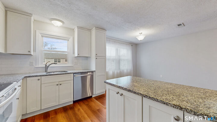 Property Photo:  115 Carriage Path South 115  CT 06460 