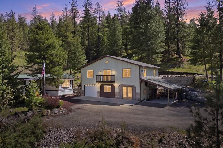 Property Photo: 36006 N Milan-Elk Rd WA 99003