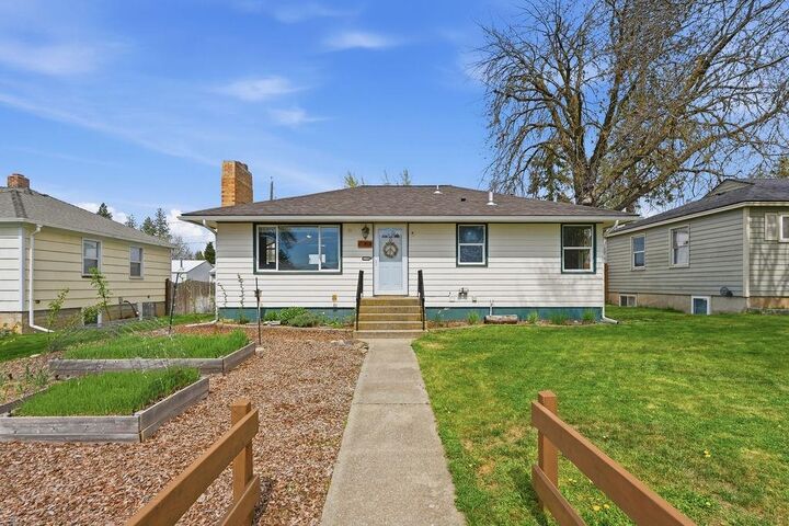 Property Photo:  3808 W Rockwell Ave  WA 99205 