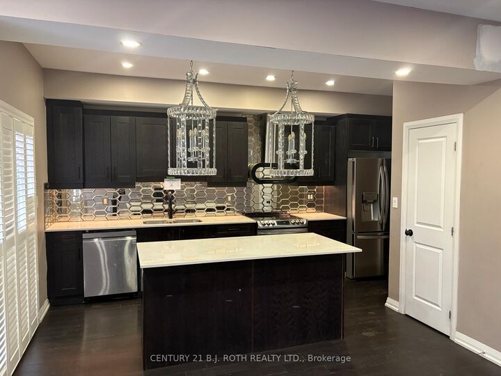 Property Photo:  34 Alaskan Heights  ON L9J 0H9 