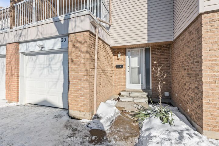Property Photo: 500 Osgoode Drive 20 ON N6E 2G9