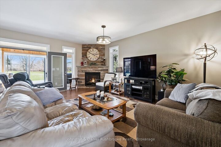 Property Photo: 1842 Meadowview Court ON L3V 0V6