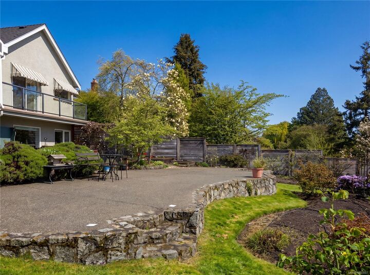 Property Photo:  1541 Despard Ave  BC V8S 1T2 