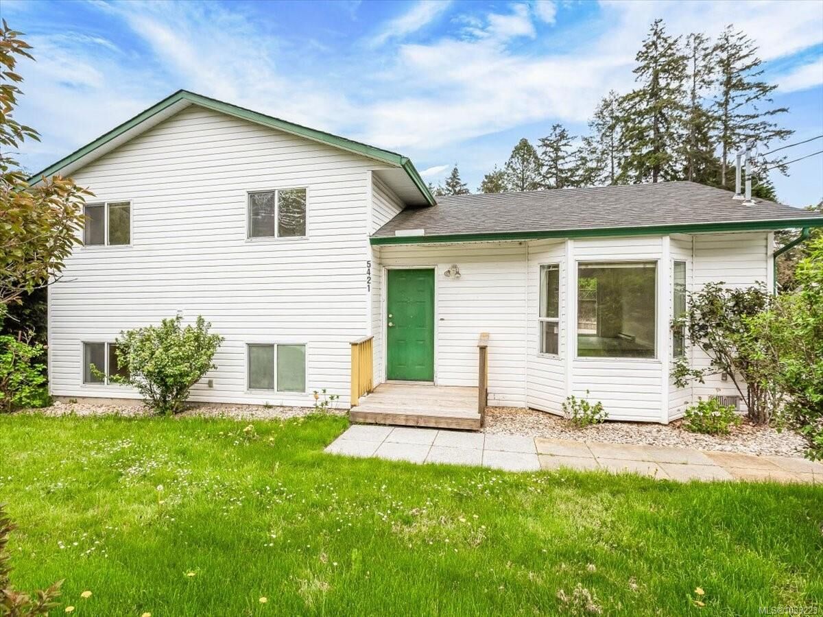Property Photo: 5421 Miller Rd BC V9L 5R2