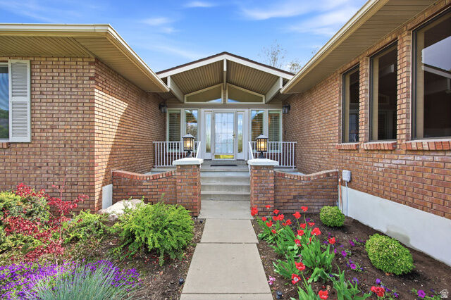 Property Photo:  6538 S Appomattox Way W  UT 84123 