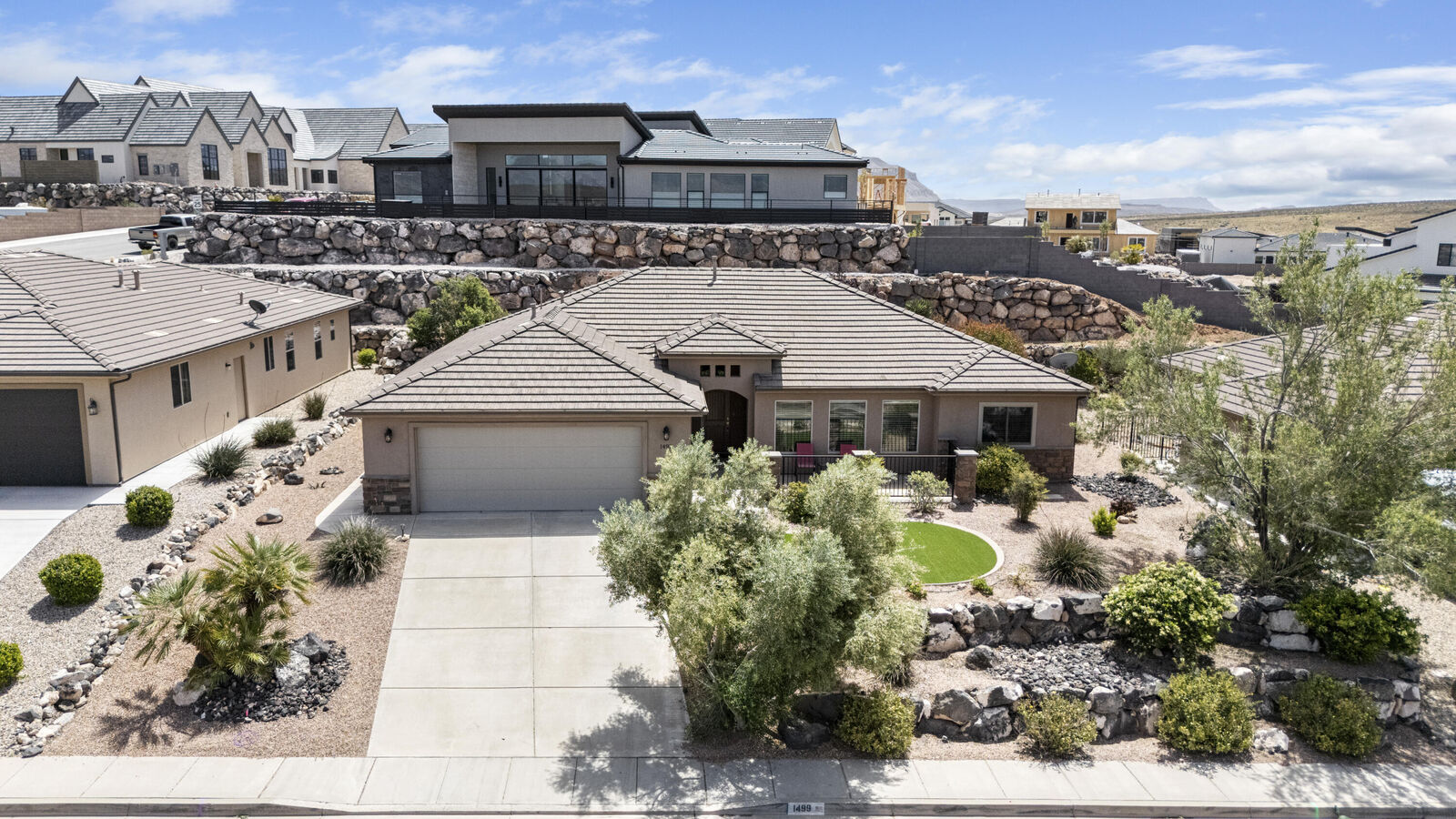 Property Photo: 1499 W 725 S UT 84737