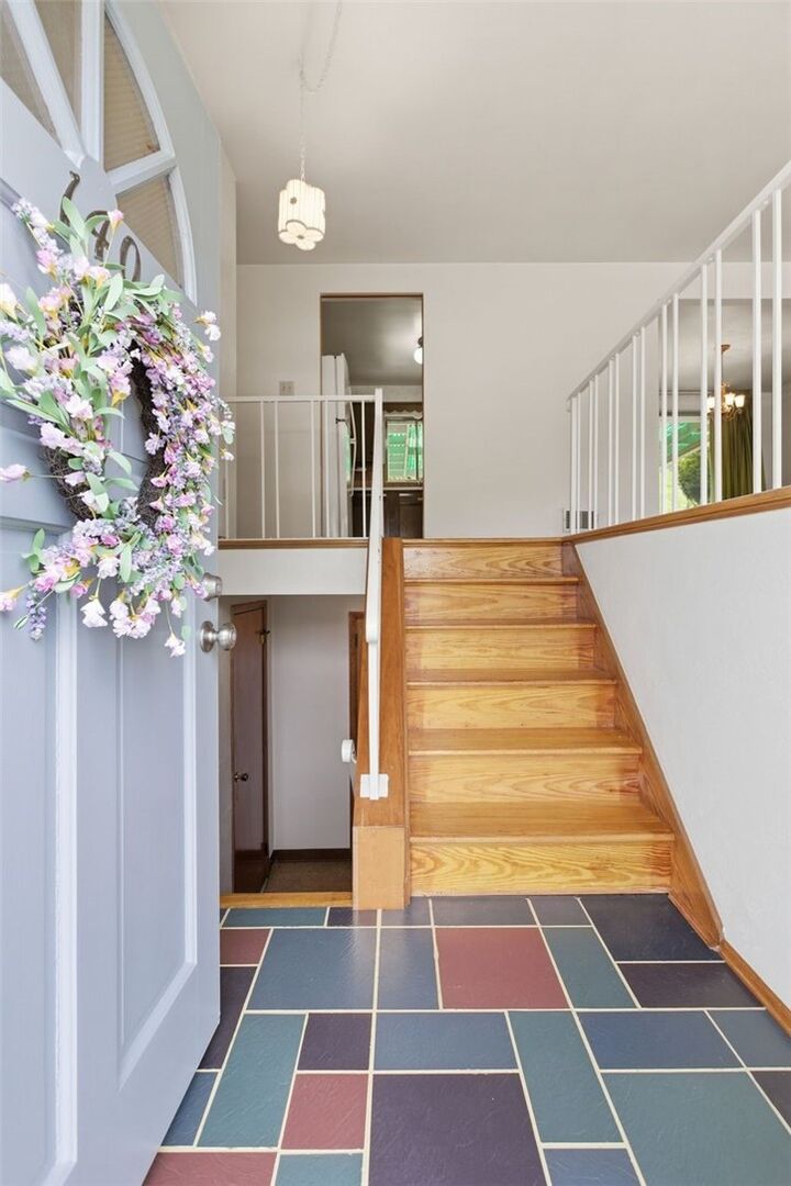 Property Photo:  140 Foxcroft Rd.  PA 15220 