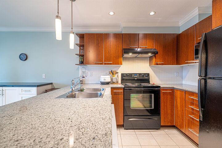 Property Photo:  4799 Brentwood Drive 303  BC V5C 0C4 