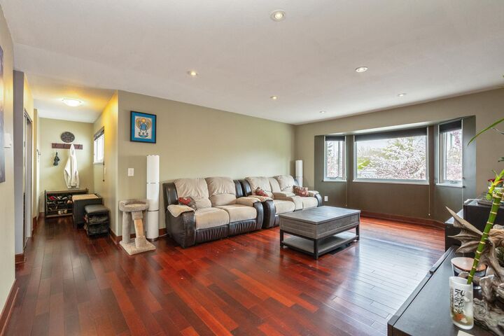 Property Photo: 20810 56 Avenue 4 BC V3A 8K7