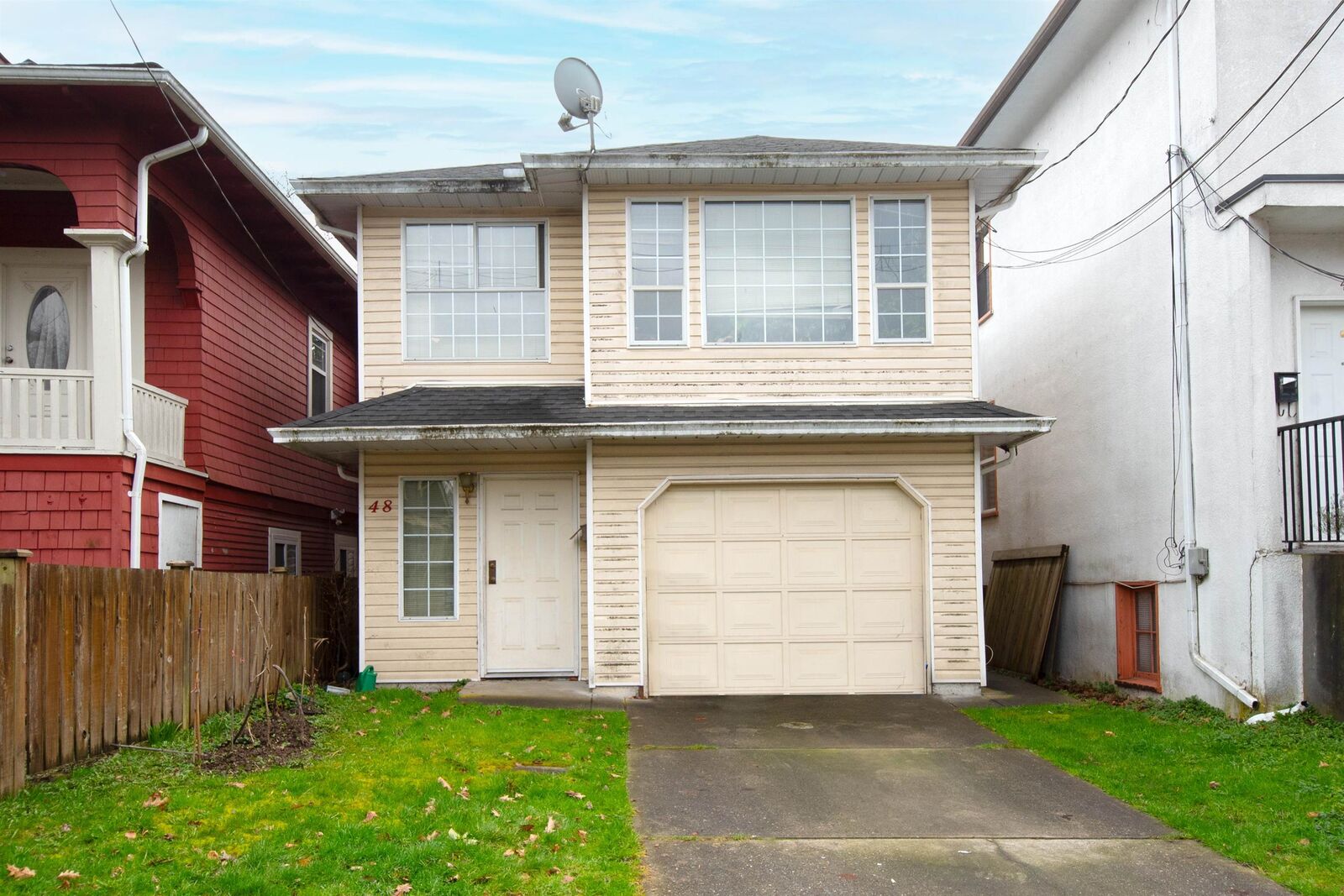 Property Photo: 48 E 22nd Avenue BC V5V 1T4